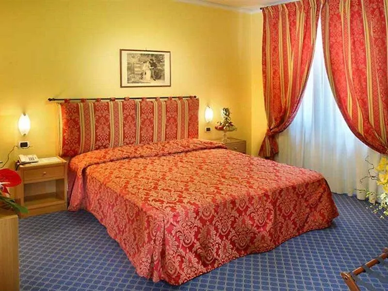 Hotel Ariston Montecatini-Terme 4*,