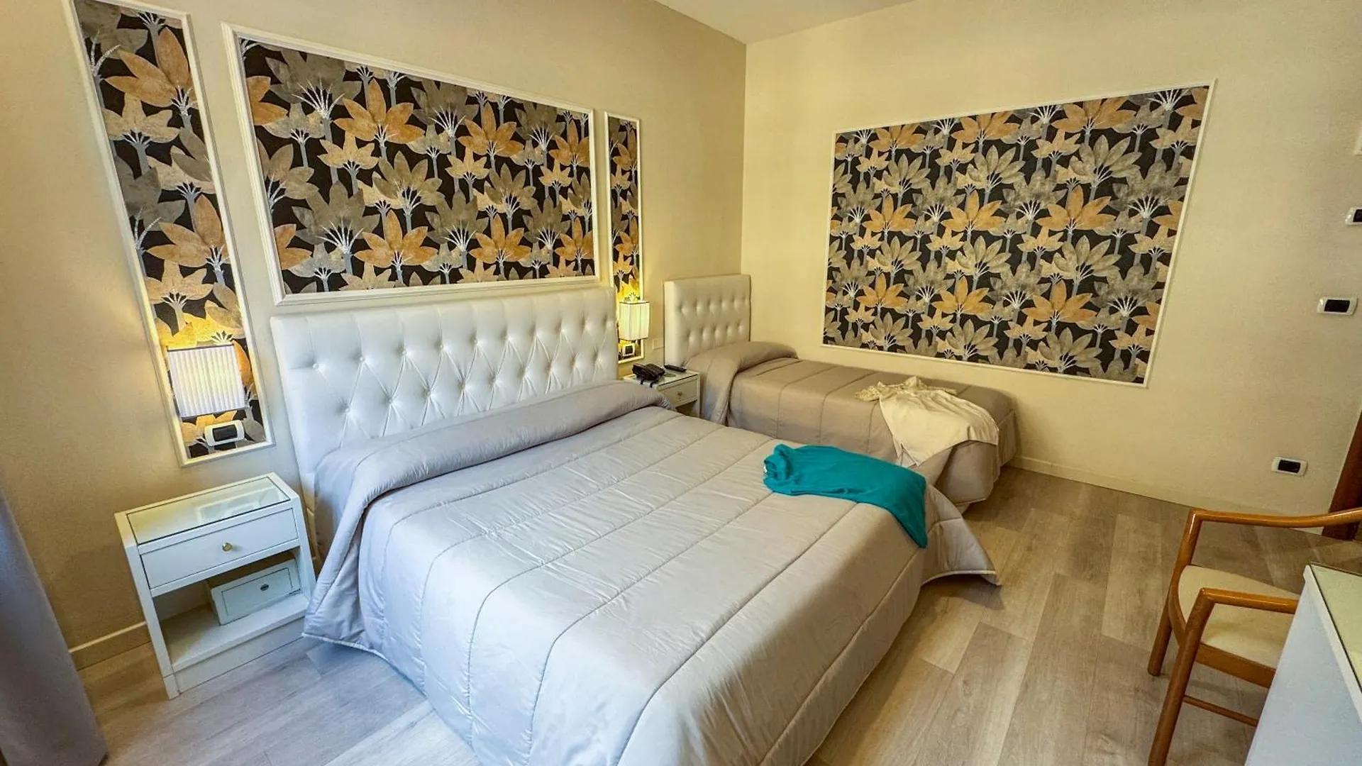 Hotel Ariston & Spa contacts